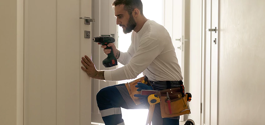 Mailbox Lock Installation Expert in Millbrae, California