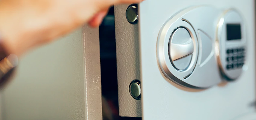 Fingerprint Safe Openers in Millbrae, CA