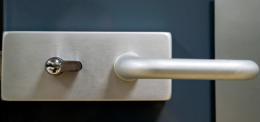 Change Patio Door Locks in Millbrae, California